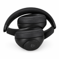 Beats Studio3 Wireless Full Black folded compact